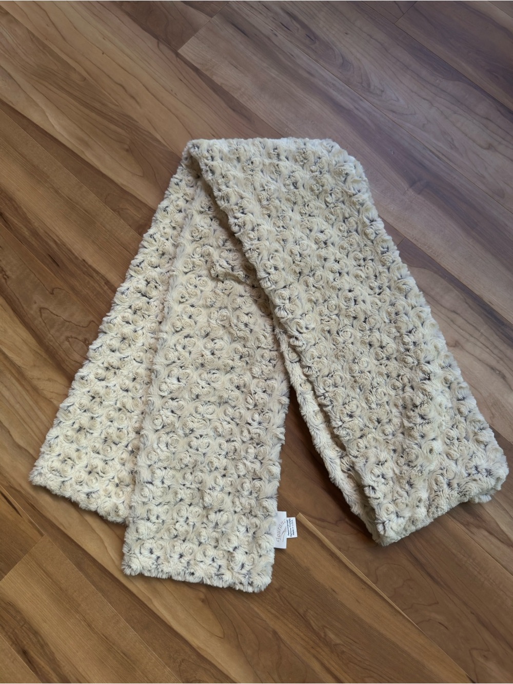 Tourance Soft Faux rosebud Fur Cream Scarf - Women's Cozy Winter Accessory